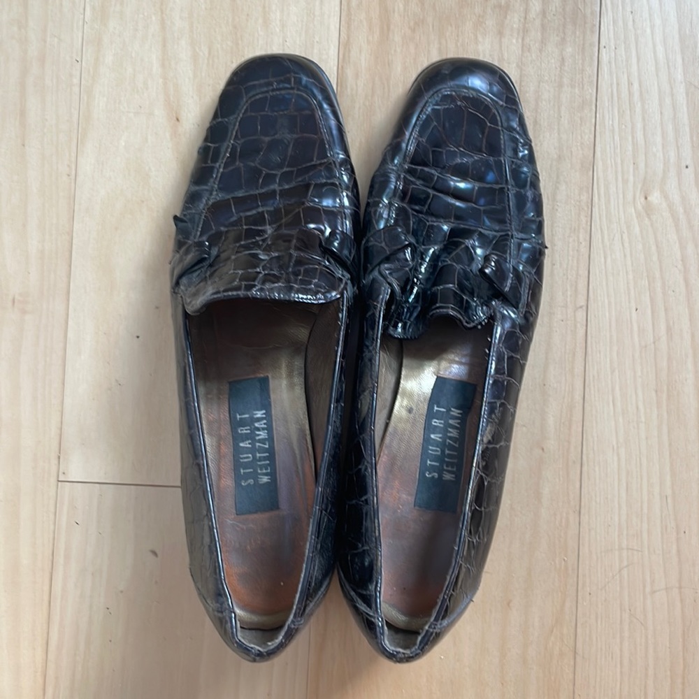 Stuart Weitzman Brown Croc Leather Loafers